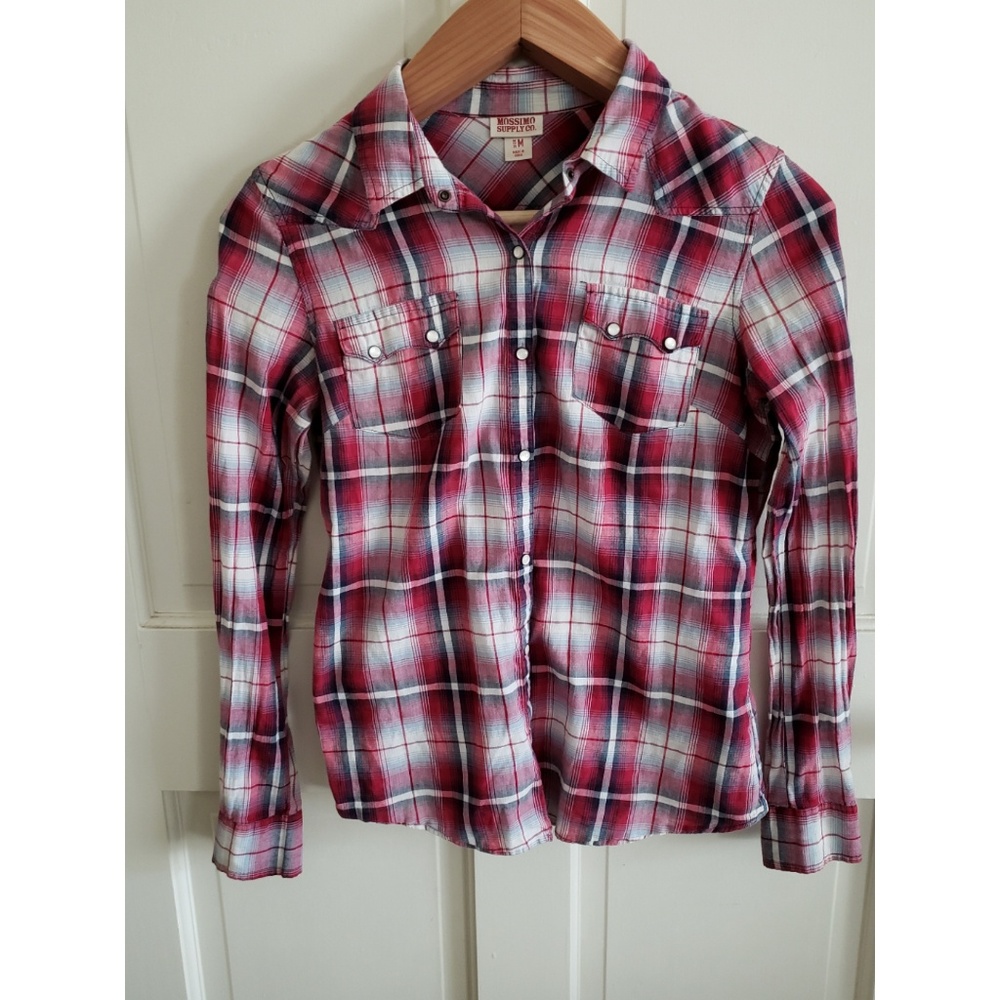 Plaid button-up